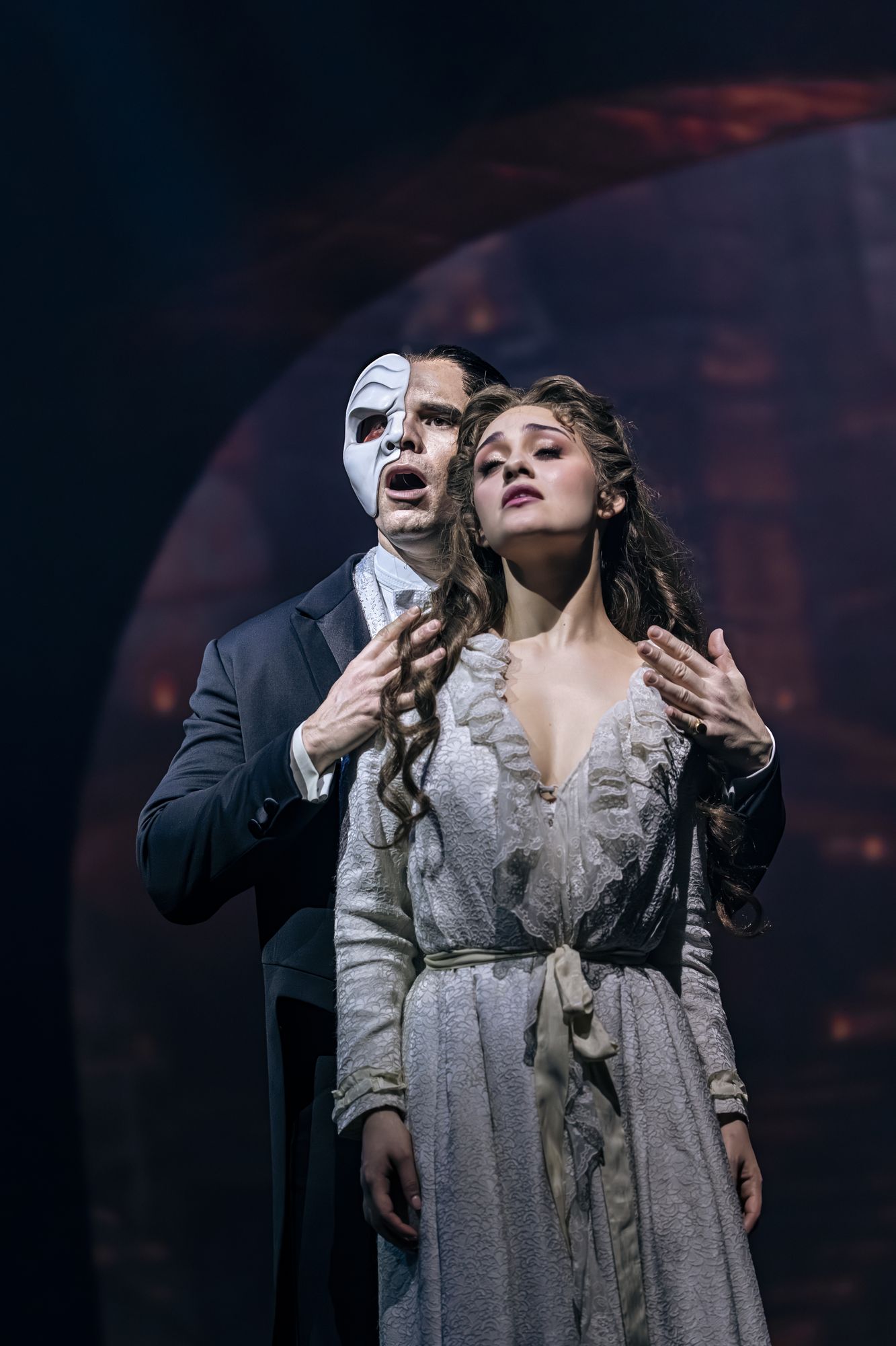 Christine Daaé held by the Phantom during the title duet